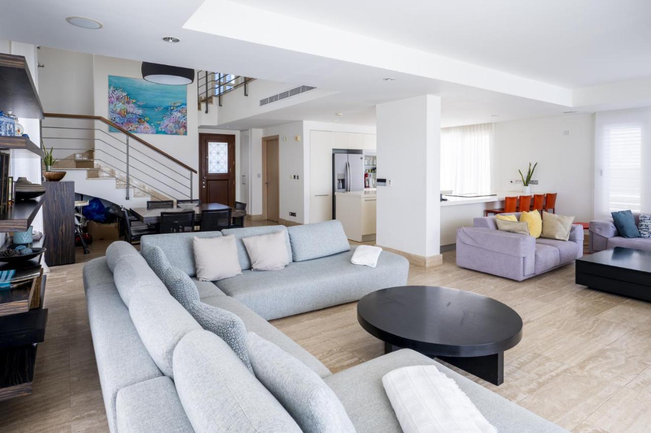 Aaa Seaview Panorama Вилла Перволия